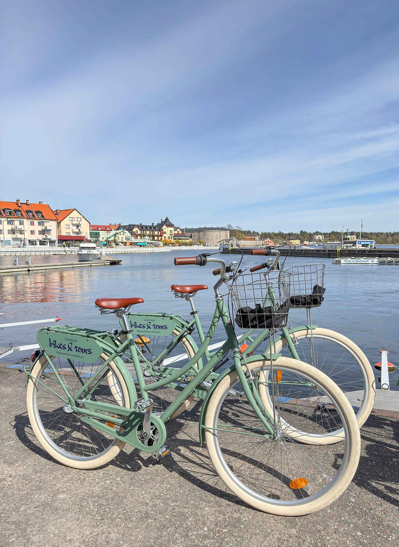 Nya cyklar vid vår Sjöbod i Gästhamnen, Vaxholm